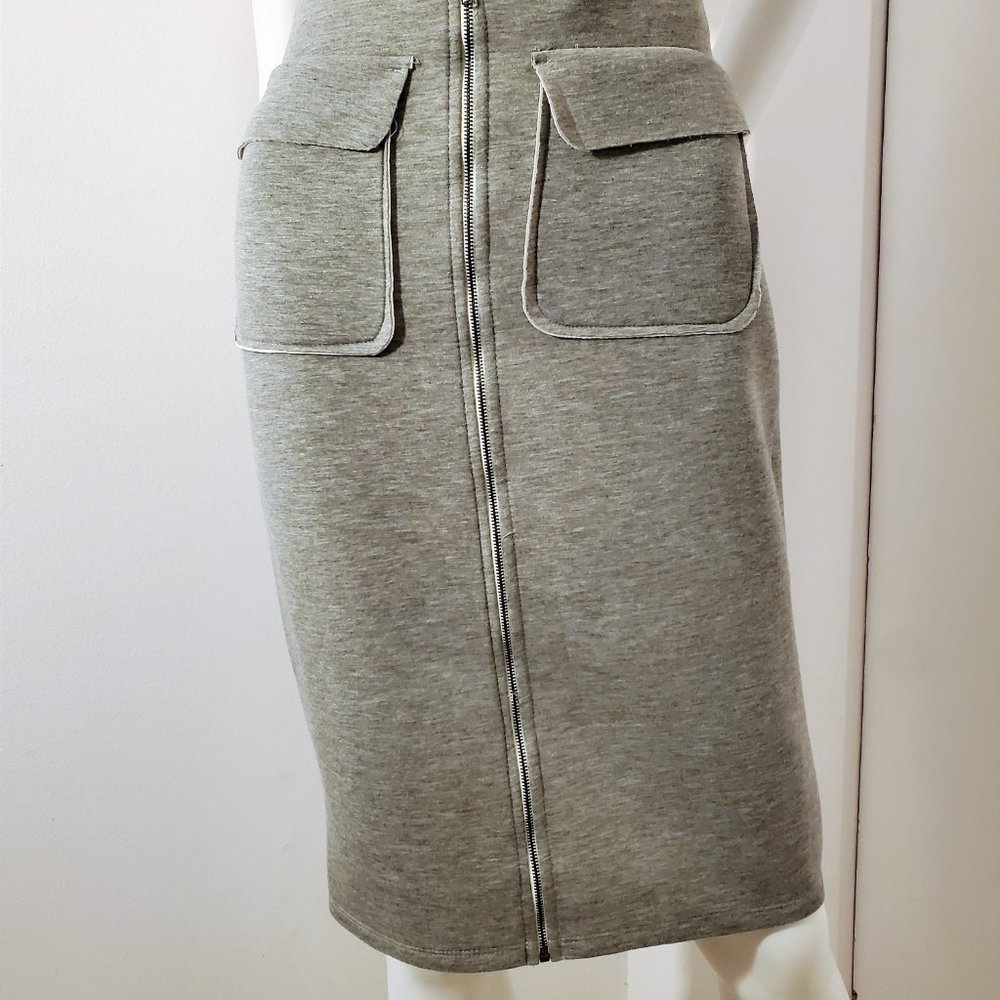 Romeo & Juliet Couture | Grey Pencil Skirt | Size Small
